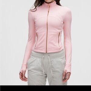 Lululemon Define Cropped Nulu Jacket